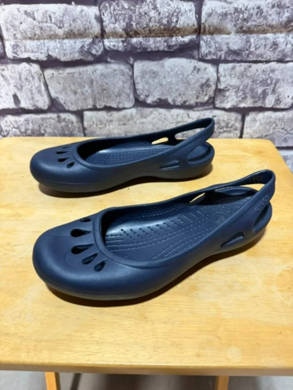 Crocs Navy Sling Back Slip On Flats Size 8